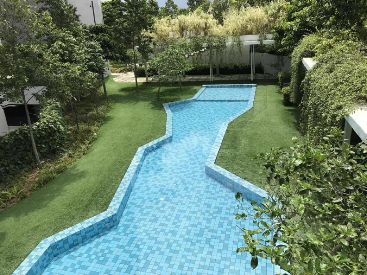Cyberjaya & Putrajaya Verdi Nature 5 Plus 2 Pax Fully Air-Con Dış mekan fotoğraf